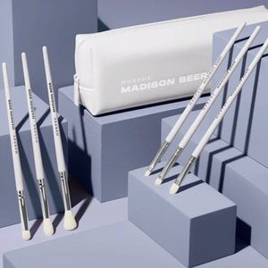 MORPHE MADISON BEER CHANNEL SURFING EYE BRUSH SET